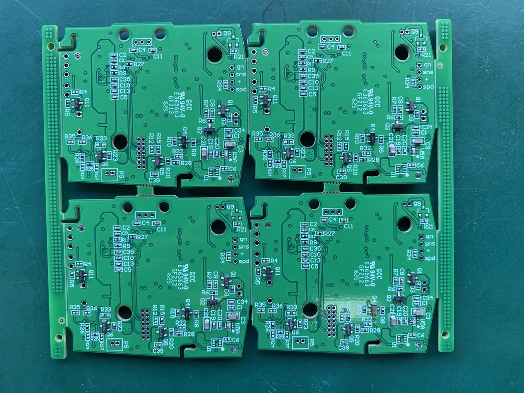 Beyaz Solder Mask Güç Koruma PCB Montajı 1.6mm Kalınlığı ve Rohs Sertifikasyonu