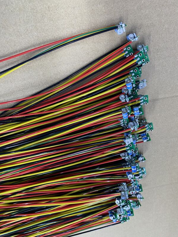 İletişim Pcb Yüksek Tg180 Ağır Akım Özel Boyutlu Pcb Elektrik Gücü Yönetimi ve Dağıtımı için Mühendislik