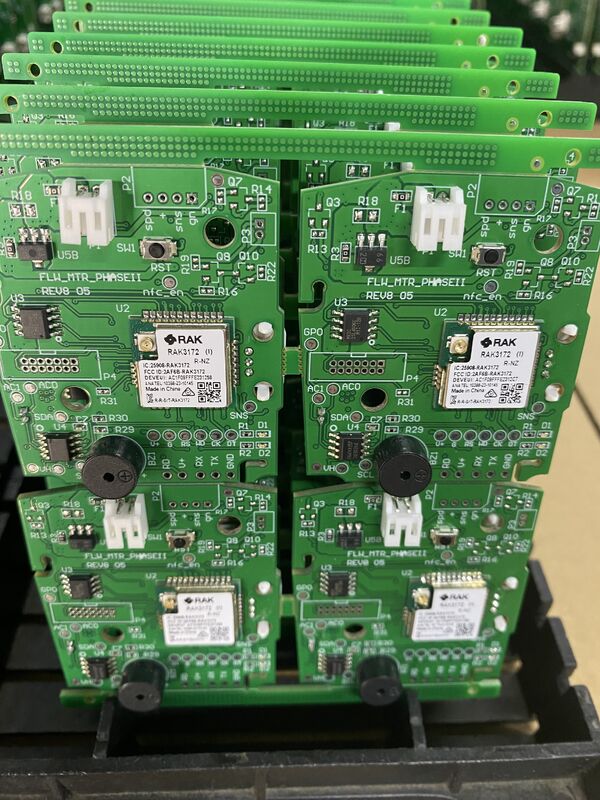 CEM-1 Kalınlığı 0.3mm 6mm Endüstriyel devreler kartı montajı ve Endüstriyel elektronik uygulamaları için dayanıklı bileşenler