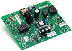 1L-32L Alüminyum Halogen Serbest PCB Montajı 0.5mm 1.0mm 4.5mm Kalınlığı FR4 TG135
